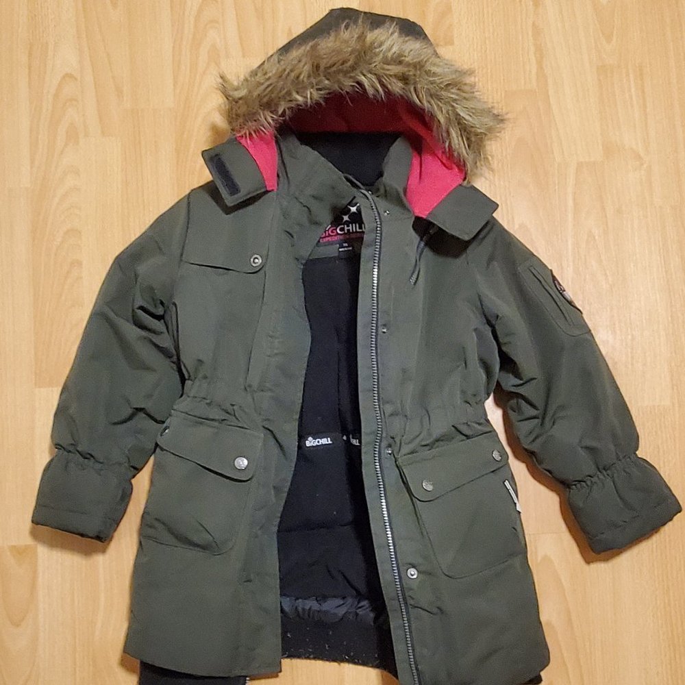 Girl's 'The Big Chill' winter parka (size 7/8)